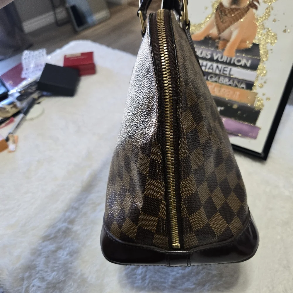 Louis Vuitton Damier Ebene Alma PM EUC
